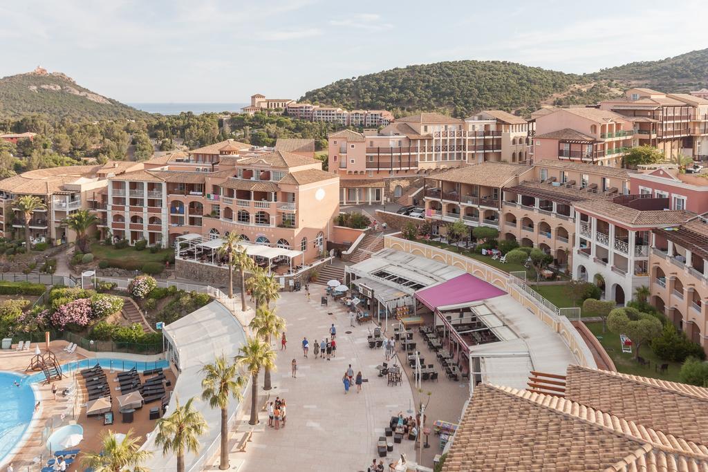 Hotel De L'Esterel Pierre & Vacances Saint-Raphaël Екстериор снимка